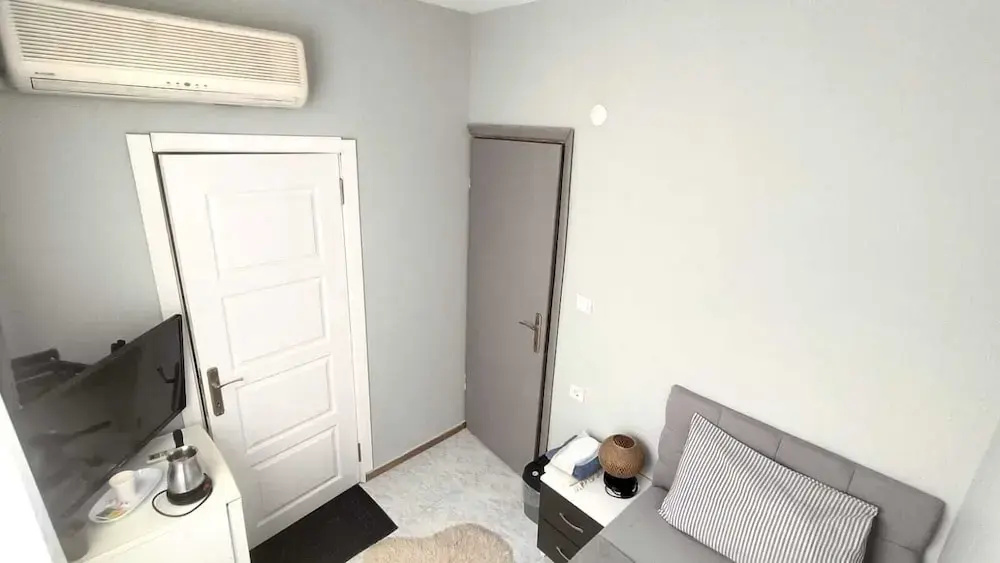 Standard Single room (single bed)