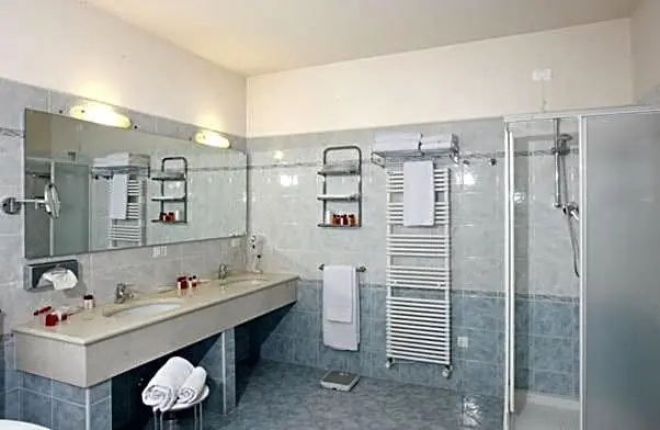 Hotel Gabarda - Chambres