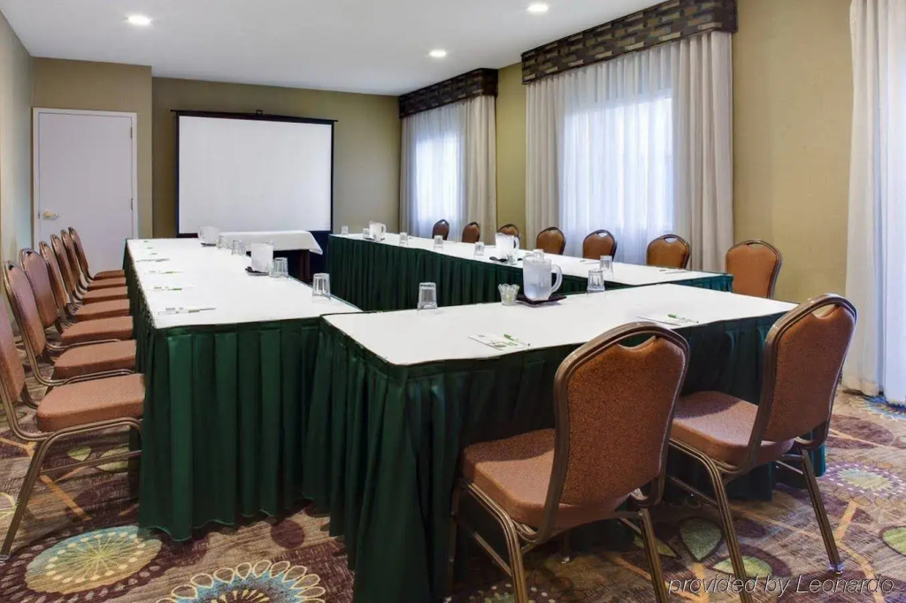 Holiday Inn & Suites Overland Park West by IHG - Général