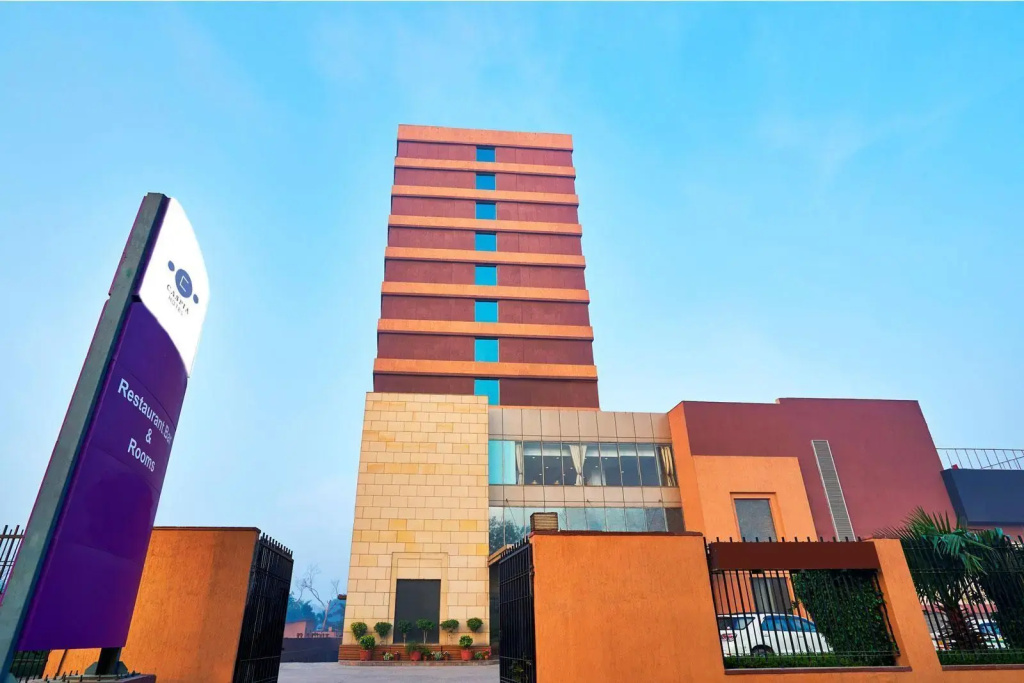 Caspia Hotel New Delhi Shalimar Bagh