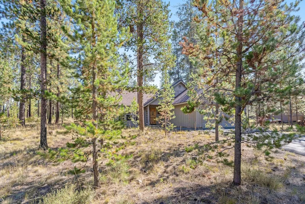 1 Sunrise 3 Bedroom Home by Redawning