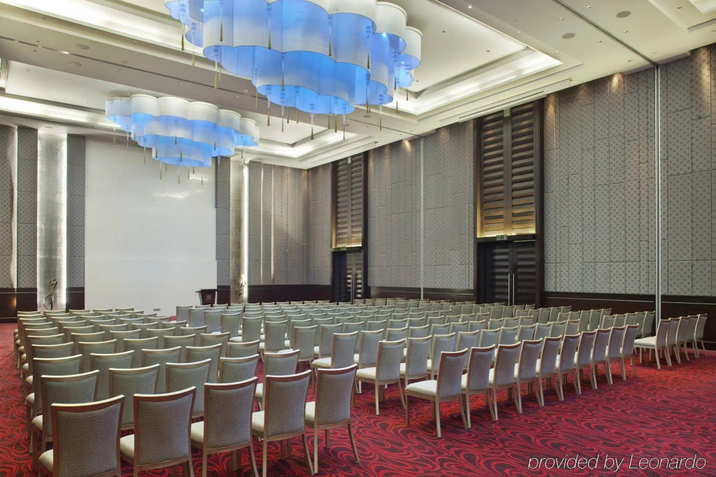 Holiday Inn Mumbai International Airport by IHG - Général