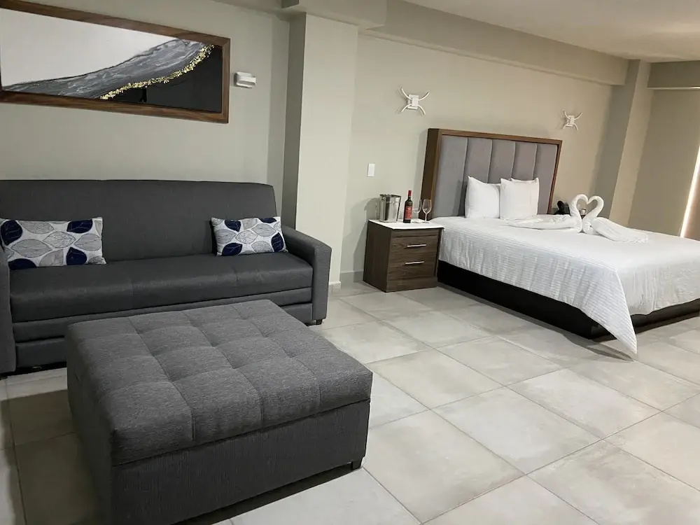 Hotel photo 2