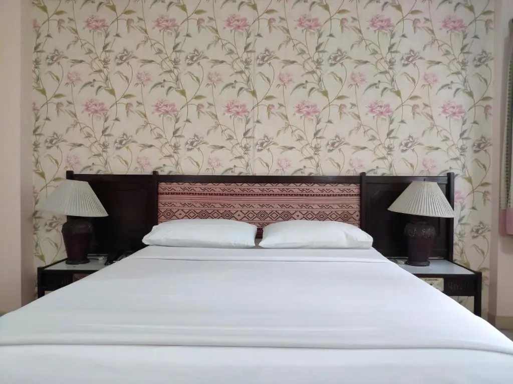 Changpuak Hotel - Chambres