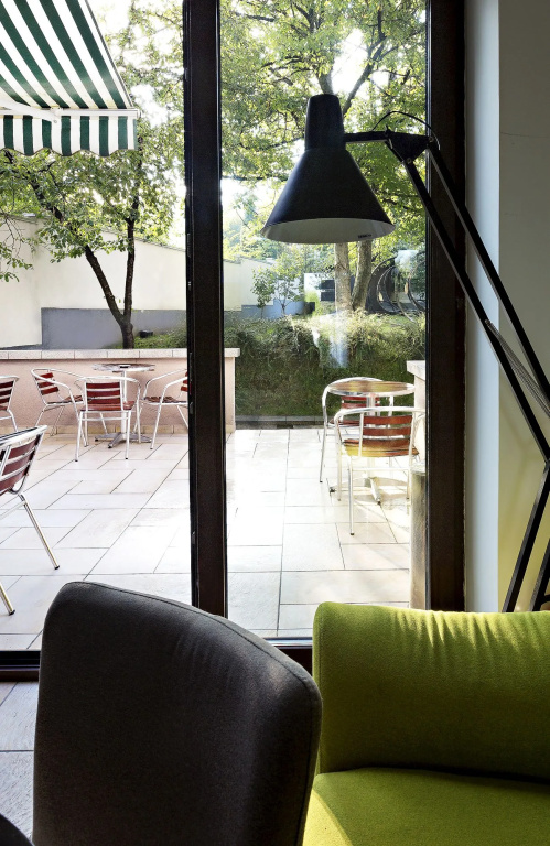 Balcony & Terrace