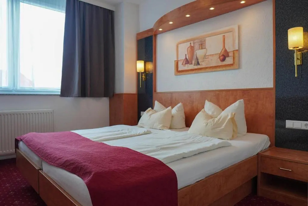 Economy Double room (full double bed)
