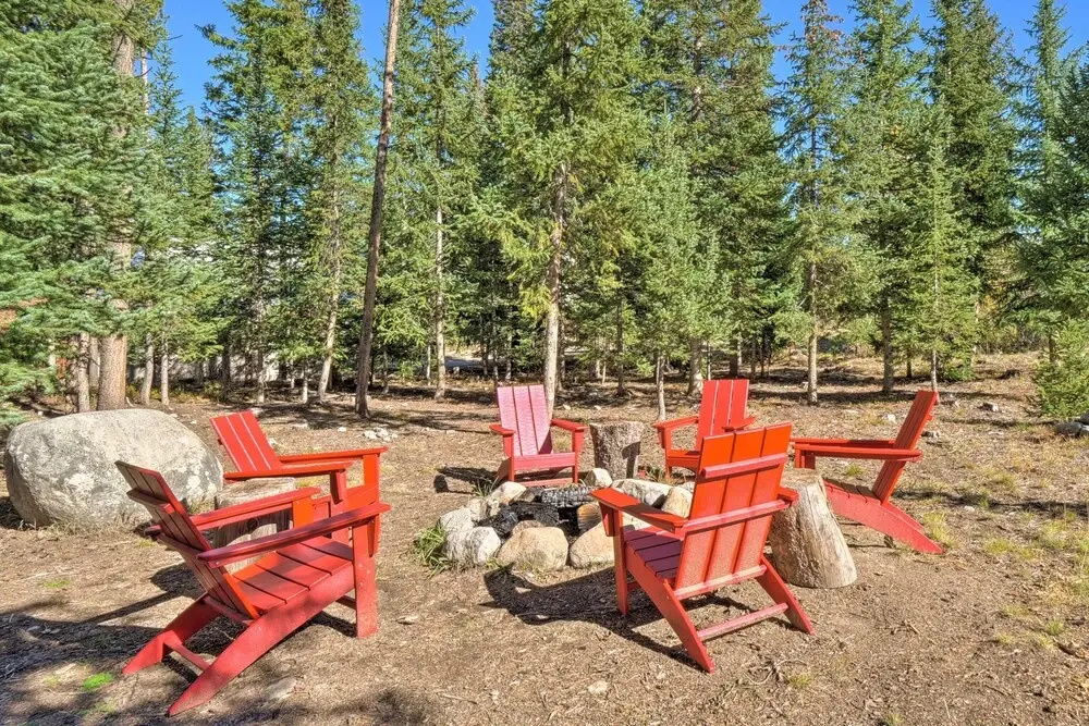 Luxury 4 BR Cabin: 2 King Suites on Shuttle Route