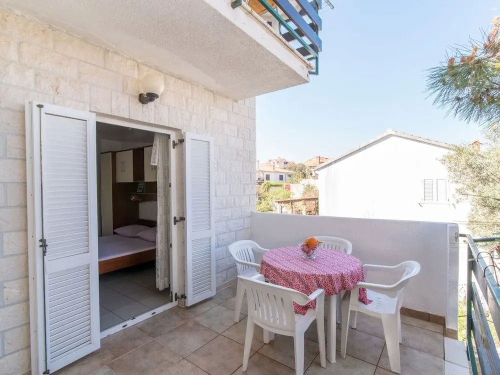 Apartments Pinija - Economy Two Bedroom Apartment With Terrace -