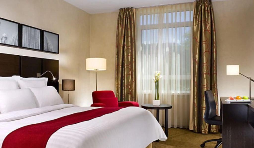 Munich Marriott Hotel by null
