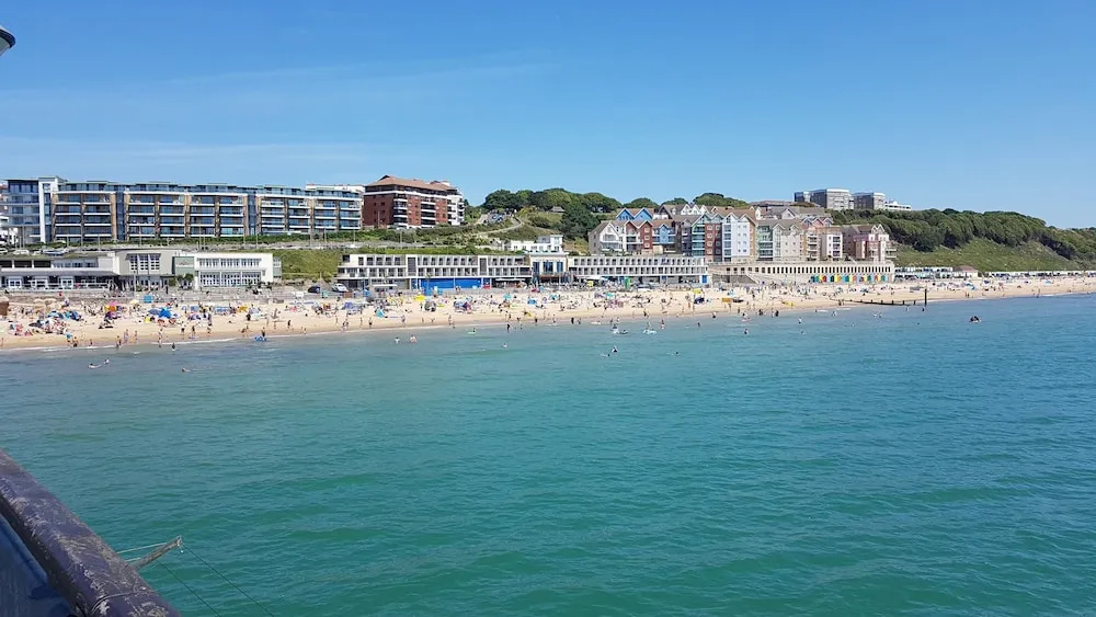 Beach & Waterfront
