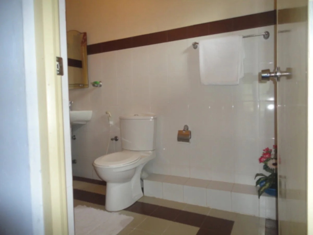 gallery_image_hidden_11