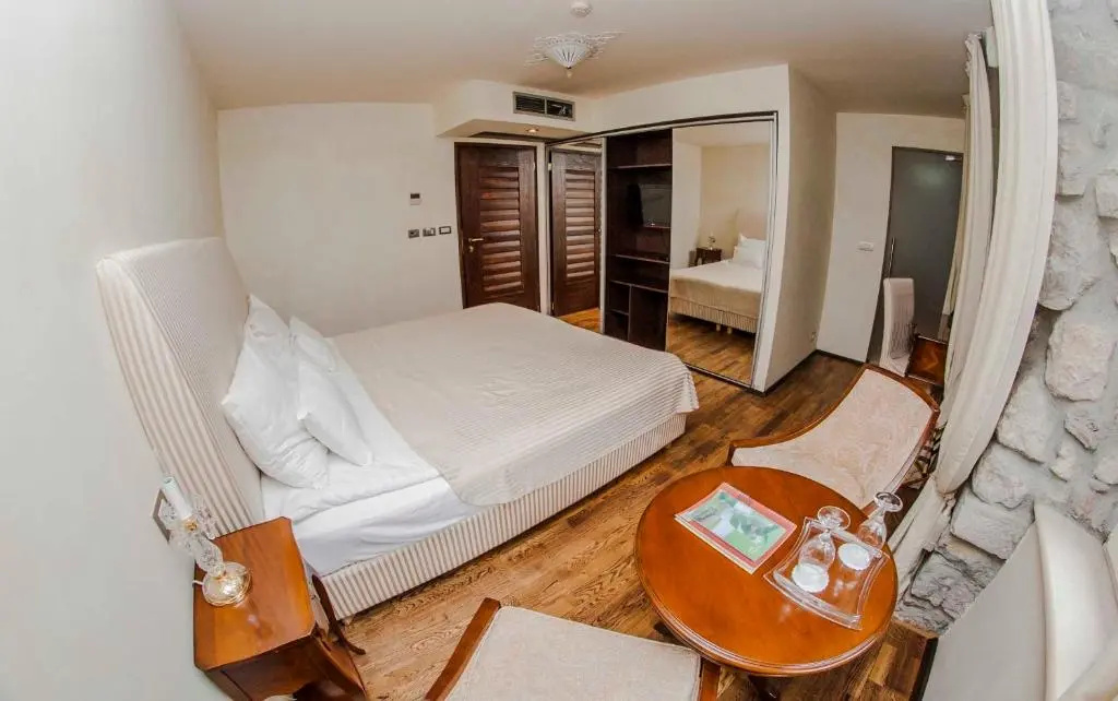 Astoria Kotor Boutique Hotel - Chambres