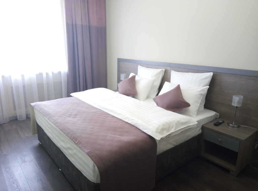 2 Bedrooms Double Junior Suite (full double bed)
