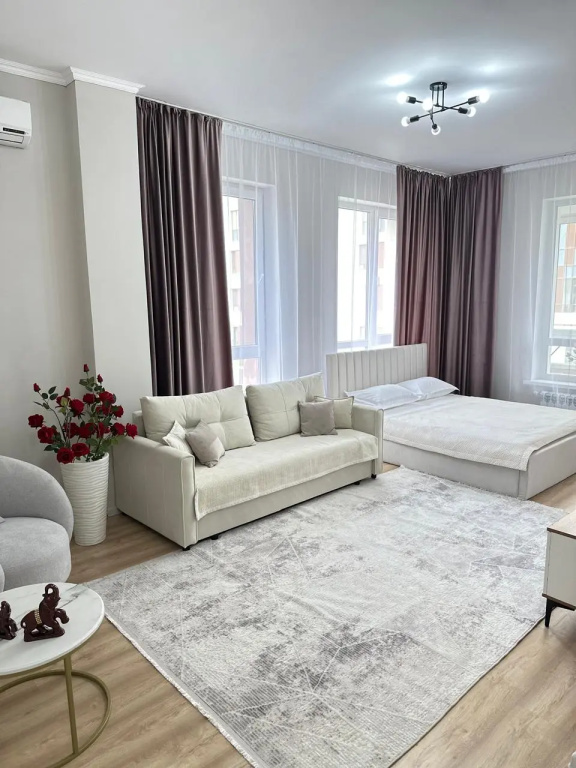 Shikarnye Apartamenty V Luchshey Lokatsii Flat