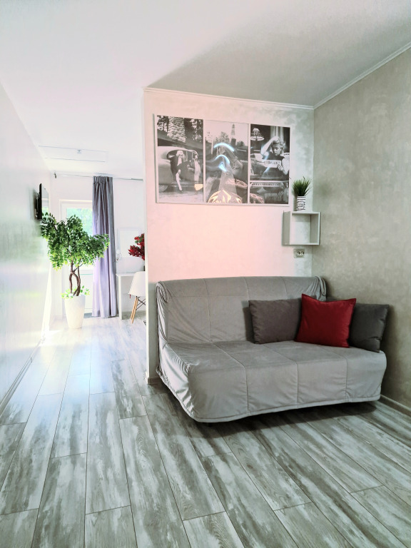 Студия в Донецк