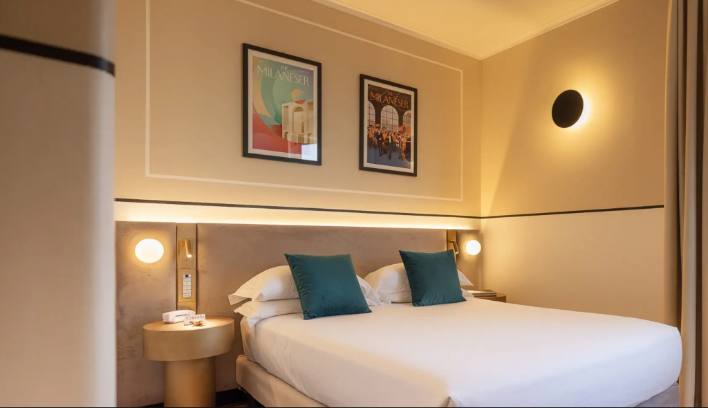 Classic Double room (full double bed)