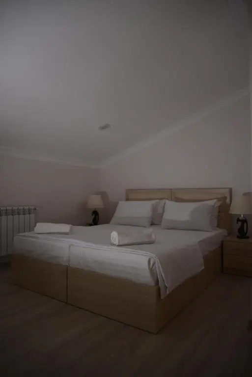 Deluxe Double room with balcony and with view (full double bed)
