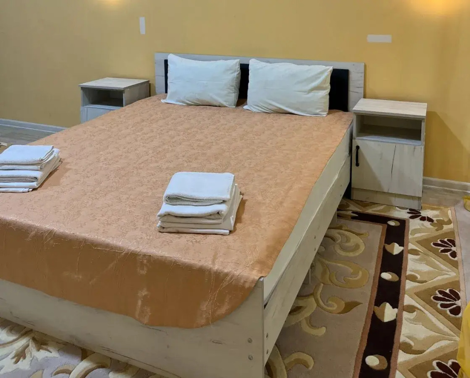 Double Suite full double bed