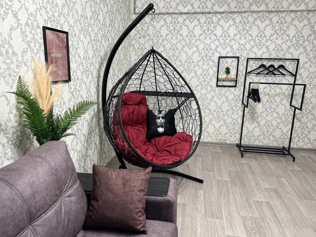 Квартира Top Rooms: Двухкомнатная у метро Пролетарская с качелями — фото