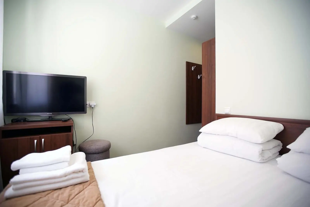 Nastup Hotel Room Type - Economy Double room with city view full double bed