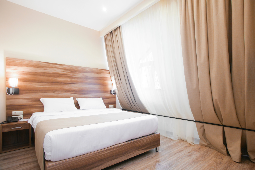 Executive Double Suite with panoramic view (full double bed)
