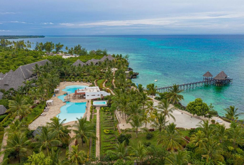 Beach & Waterfront