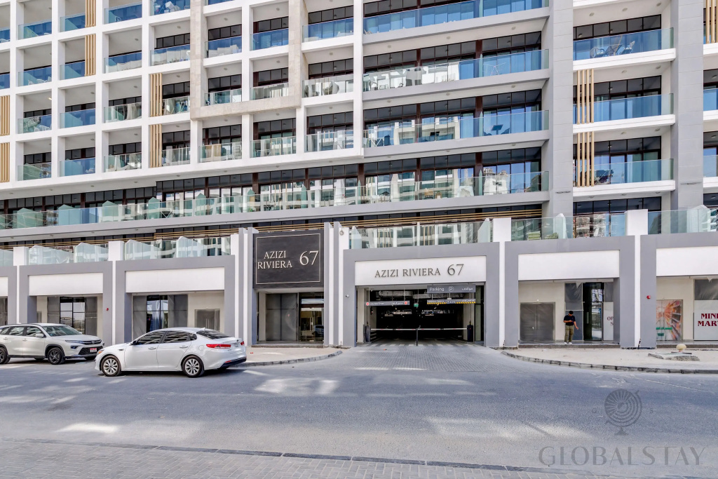 Globalstay Azizi Riviera 67 Apart-hotel