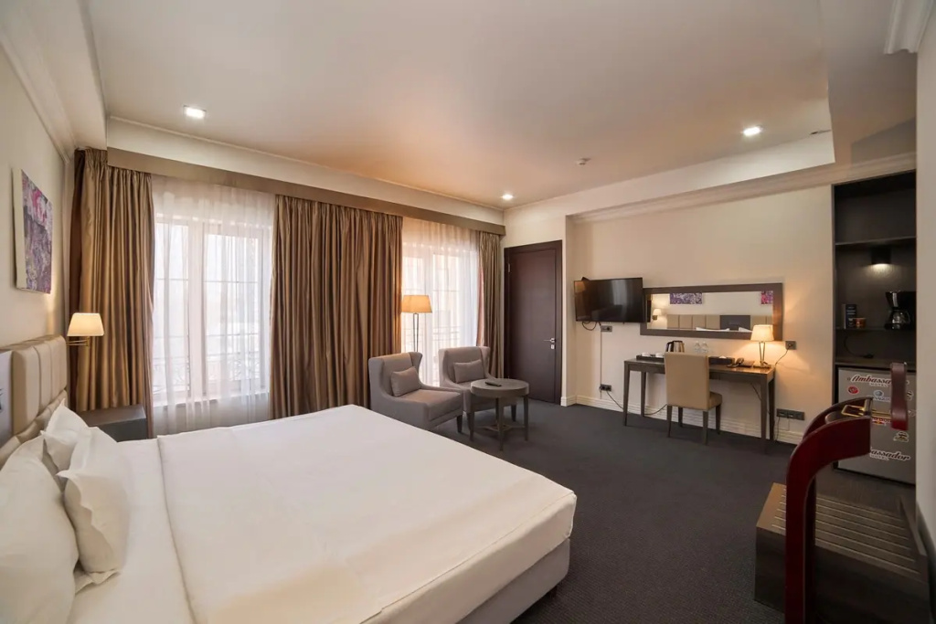 Ambassador Hotel - Chambres