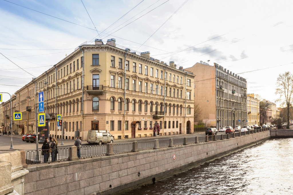 Жилое помещение на Набережной Реки Фонтанки 122 — фото