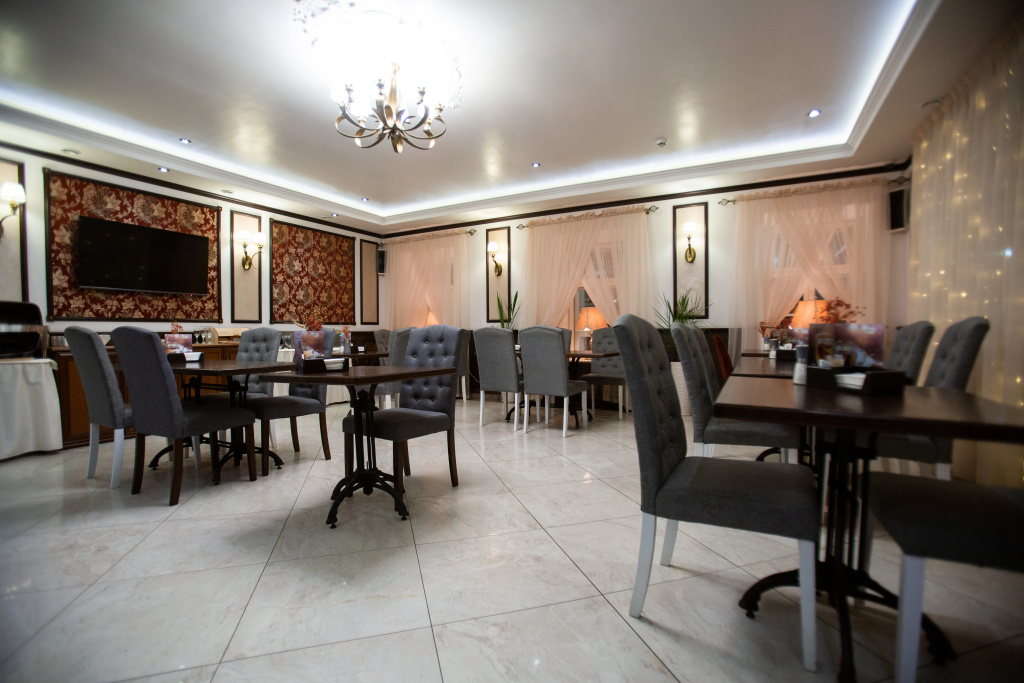 Food & Beverage