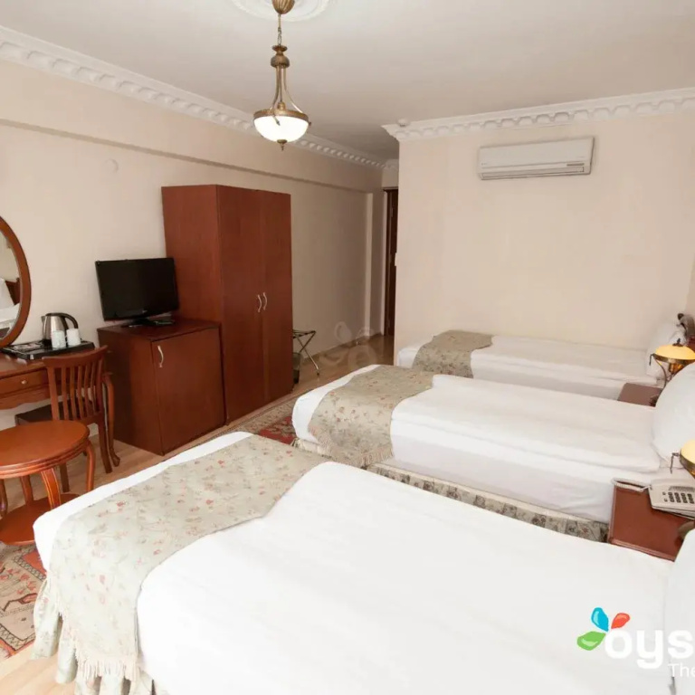 Economy Triple room
