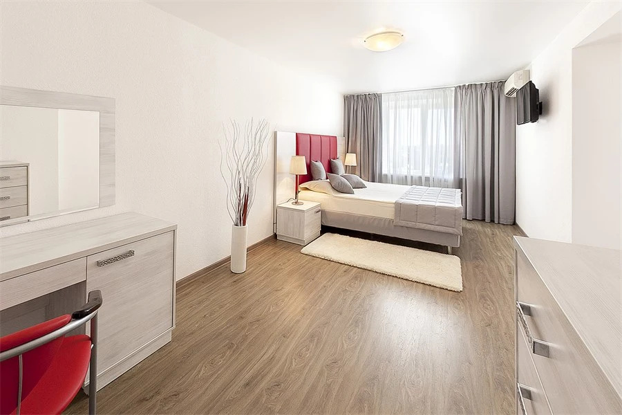 Double Suite (full double bed)