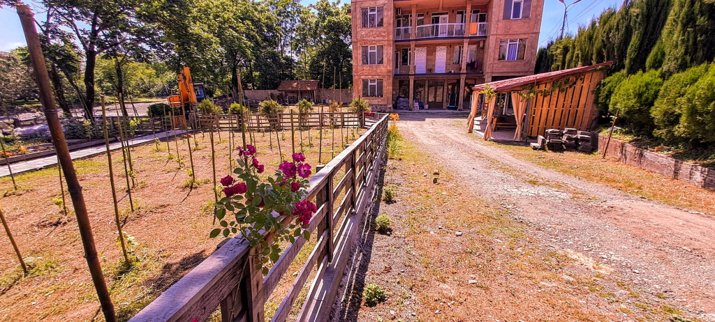Апарт-отель Mtrediani Wine Lodge — фото