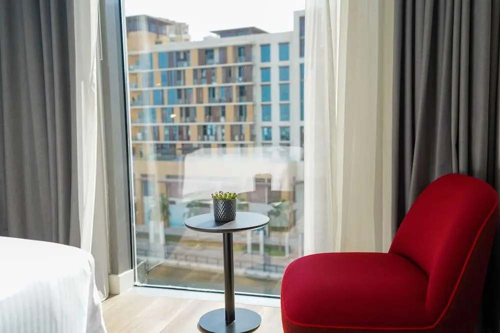 Balcony & Terrace