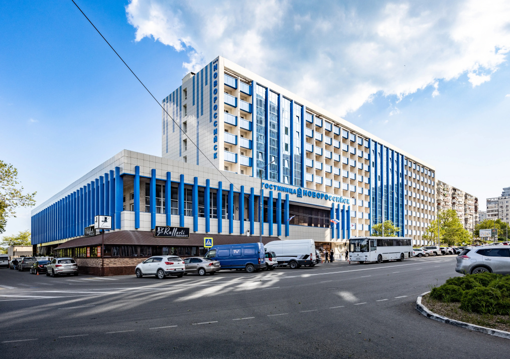 Отель Новороссийск — фото