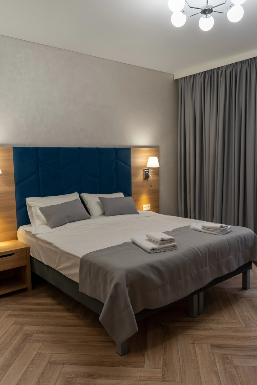 Standard Double room with balcony (full double bed)