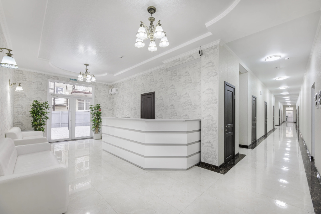 Lobby & Reception
