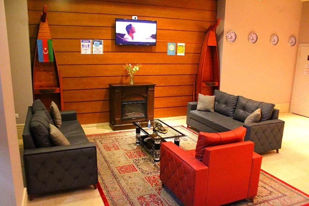 Lobby & Reception