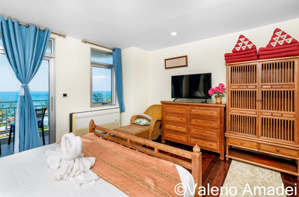 Апартаменты Standard с балконом и с красивым видом из окна в Апартаменты OMNIA  Phuket - Waterfront Karon