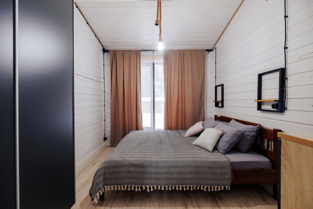 Двухместный коттедж с 2 комнатами двуспальная кровать в Винни-Вилла