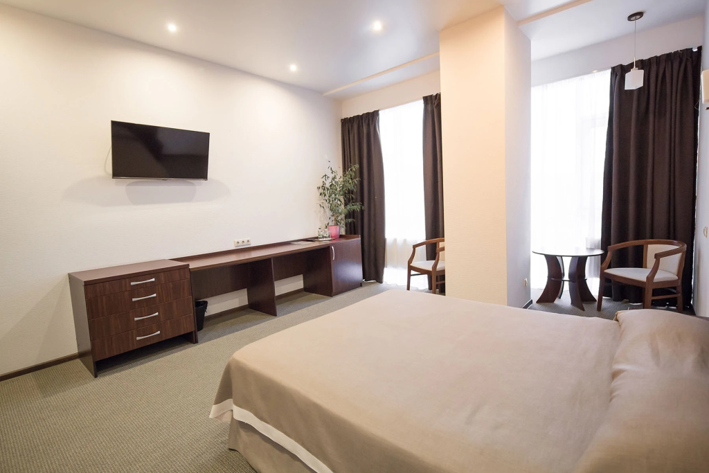 Superior Double room (full double bed)