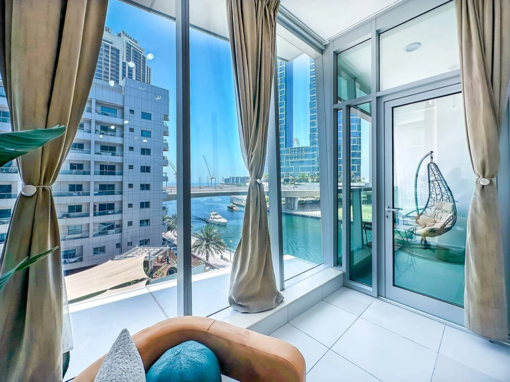 Marina 1BR Rooftop Pool Steps to JBR Beach Apartments