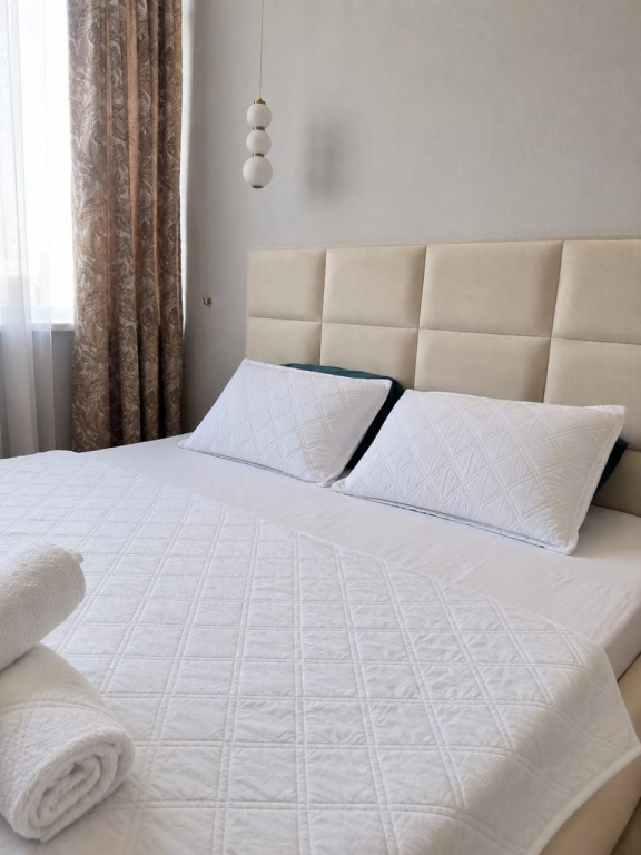 Bukhar Zhyrau 140 Apartments