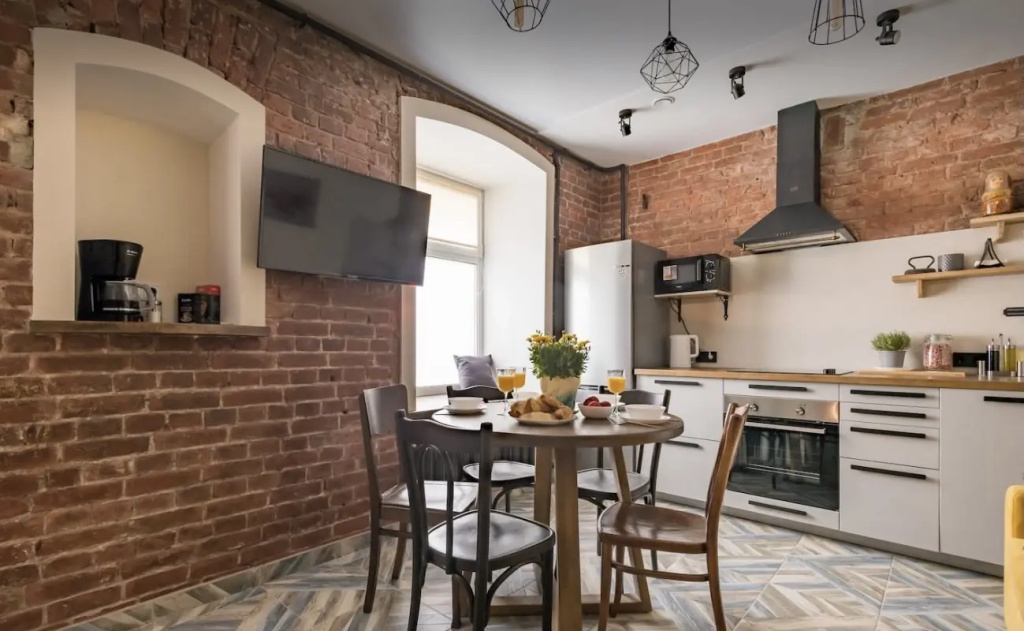 Апартаменты Loft Apartment в центре города — фото
