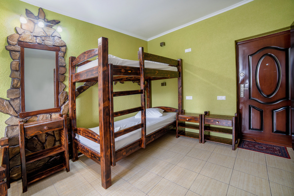 Трёхместный номер с красивым видом из окна в Delsochi