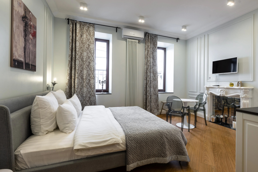 Апартаменты D apartments студия с выходом на террасу 4 — фото