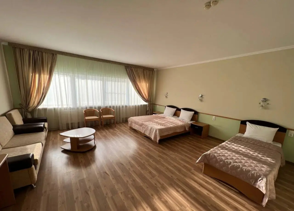 Superior (Building 3) Triple room