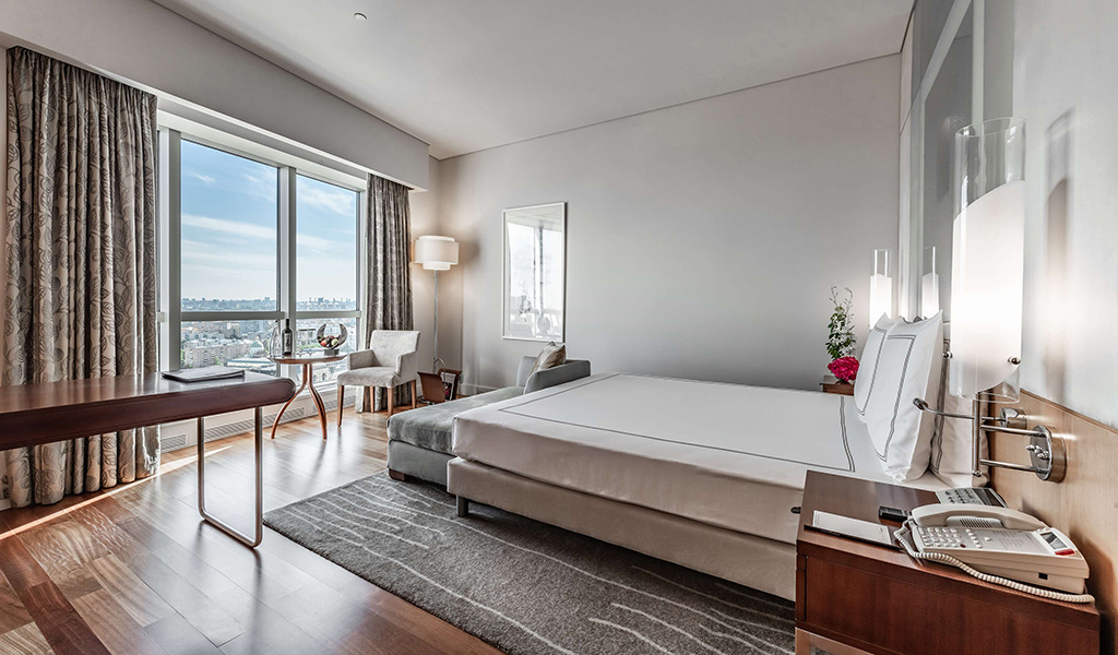 Swissôtel Krasnye Holmi Room Type - Swiss Executive Club Lounge Access Double room with city view full double bed