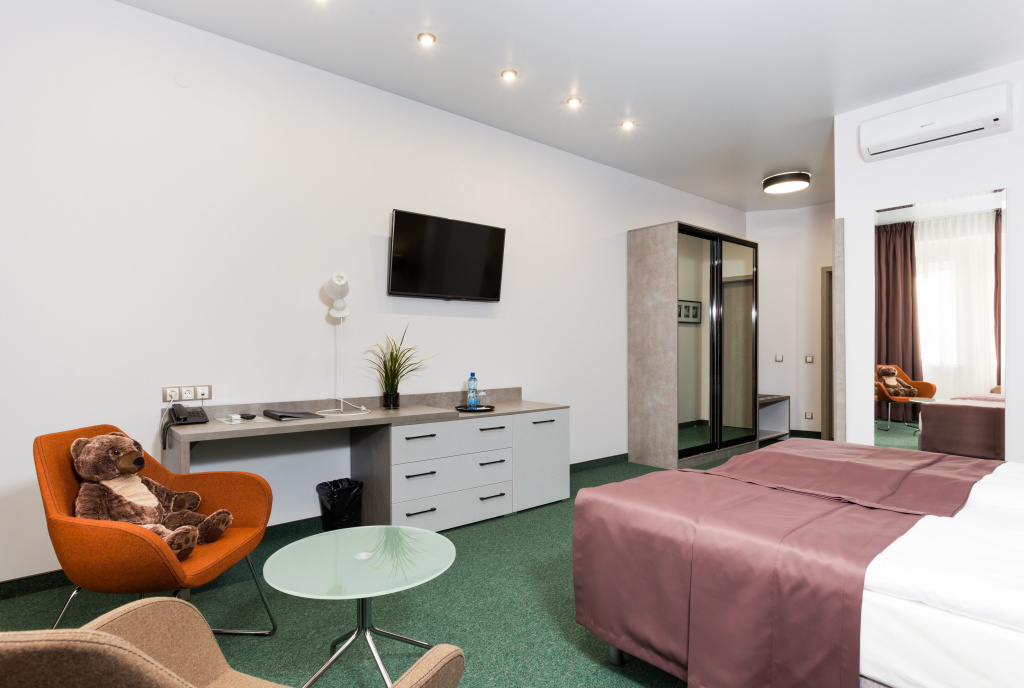 Paradox Boutique-Hotel Room Type - Comfort Double room with view full double bed