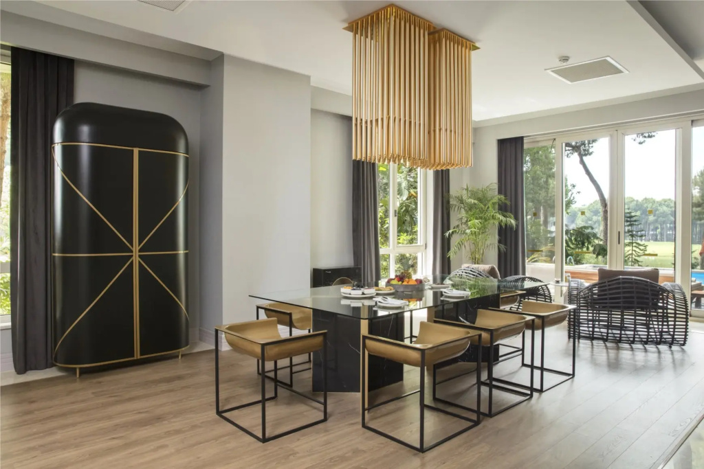 3 Bedrooms Albatros Terrace Villa with balcony